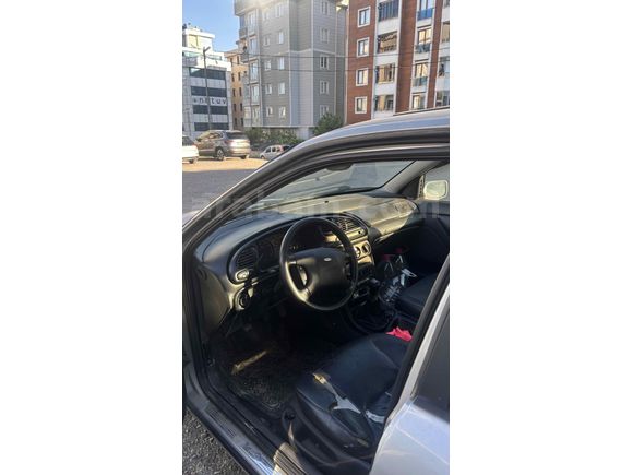 Sahibinden Ford Mondeo 2.5 Ghia 2000 Model 