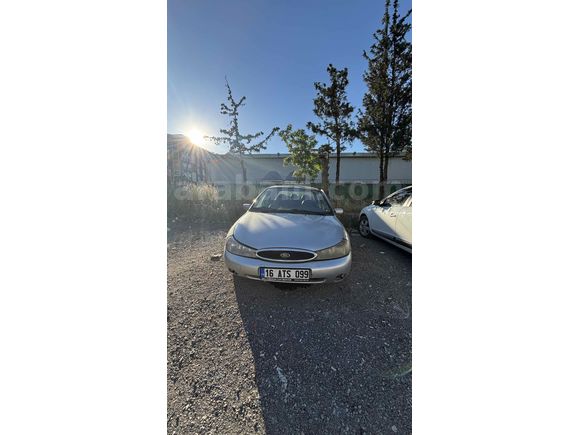 Sahibinden Ford Mondeo 2.5 Ghia 2000 Model 