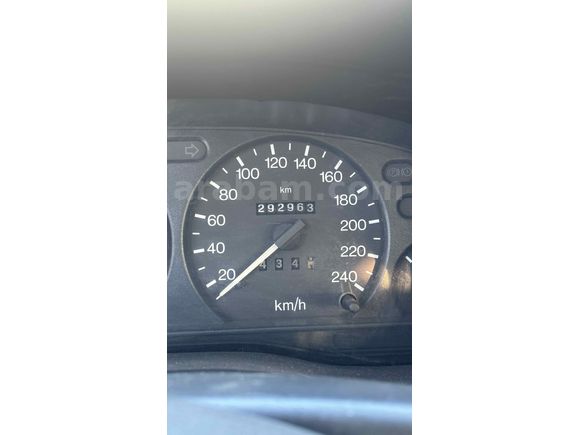 Sahibinden Ford Mondeo 2.5 Ghia 2000 Model 