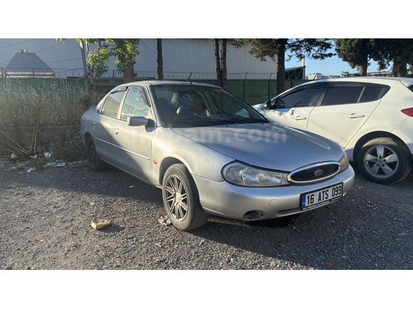 Sahibinden Ford Mondeo 2.5 Ghia 2000 Model 