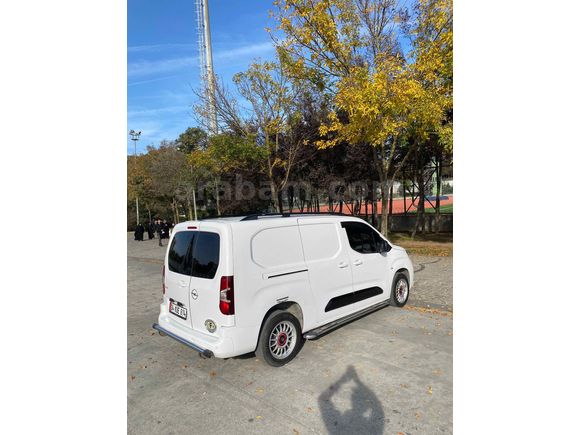 Sahibinden Opel Combo 1.5 CDTI Ultimate XL 2024 Model 