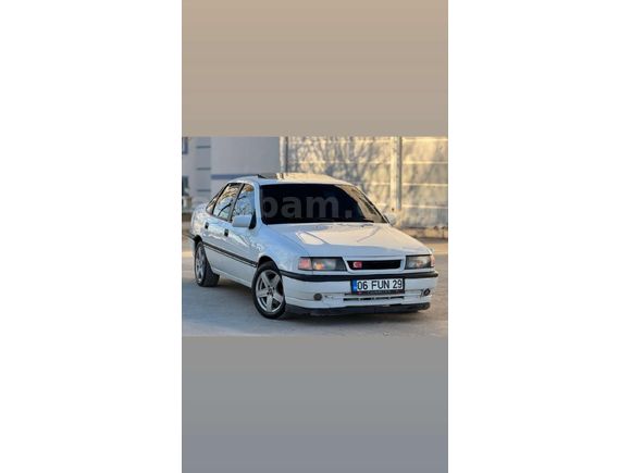 Galeriden Opel Vectra 1.8 GL 1992 Model Kahramanmaraş