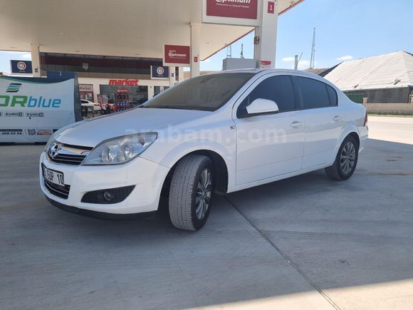Opel Astra 1.6 Enjoy 111 Yıl 2012 Model  76 Bin Km