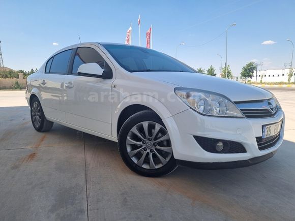 Opel Astra 1.6 Enjoy 111 Yıl 2012 Model  76 Bin Km