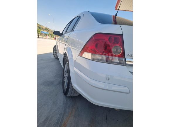 Opel Astra 1.6 Enjoy 111 Yıl 2012 Model  76 Bin Km