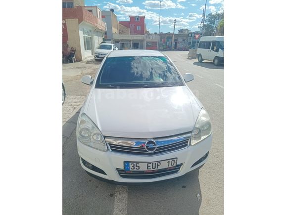 Opel Astra 1.6 Enjoy 111 Yıl 2012 Model  76 Bin Km