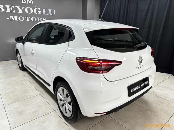 BM BEYOĞLU MOTORSTAN 2022 CLİO JOY OTOMATİK TESLA E. 53000KM