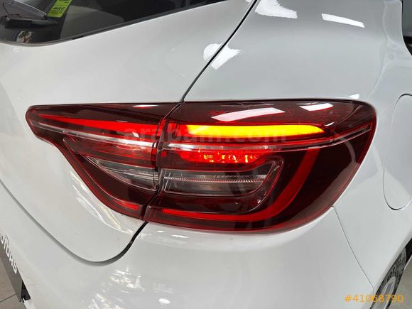 BM BEYOĞLU MOTORSTAN 2022 CLİO JOY OTOMATİK TESLA E. 53000KM