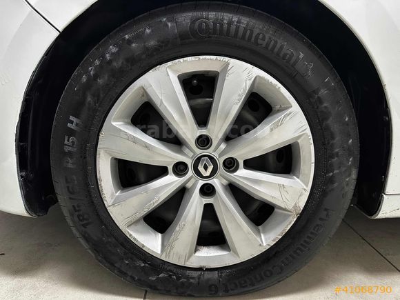 BM BEYOĞLU MOTORSTAN 2022 CLİO JOY OTOMATİK TESLA E. 53000KM