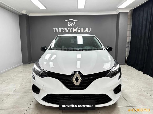 BM BEYOĞLU MOTORSTAN 2022 CLİO JOY OTOMATİK TESLA E. 53000KM