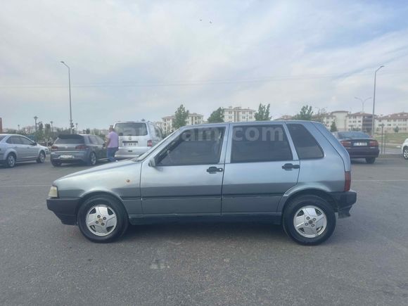 Sahibinden Fiat Uno 70 SX 2000 Model 