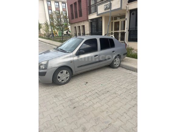 Sahibinden Renault Clio 1.4 Dynamique 2004 Model  202.000 km Bej