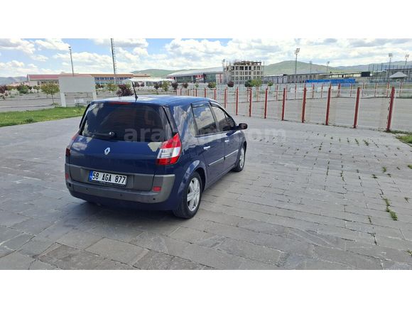 Sahibinden Renault Scenic 1.6 Dynamique 2005 Model  249.000 km Lacivert