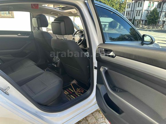 PASSAT B8  CAM TAVANLI