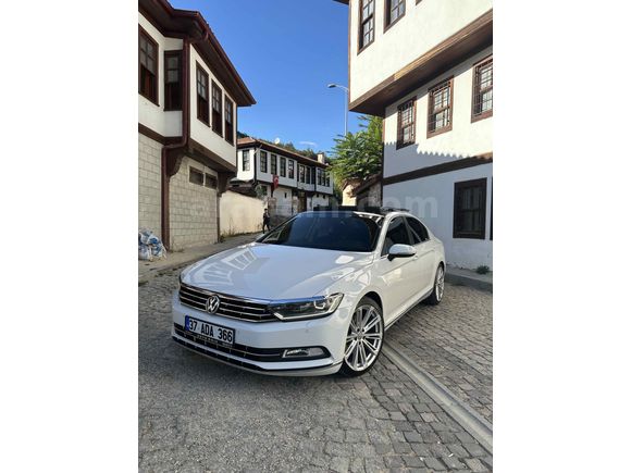 PASSAT B8  CAM TAVANLI