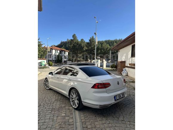 PASSAT B8  CAM TAVANLI