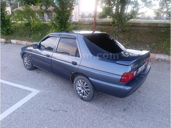 Sahibinden Ford Escort 1.6 CLX 1998 Model