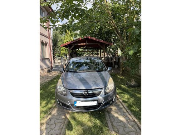 Sahibinden Opel Corsa 1.4 Twinport Enjoy 111 2010 Model  244.000 km Gri (Gümüş)