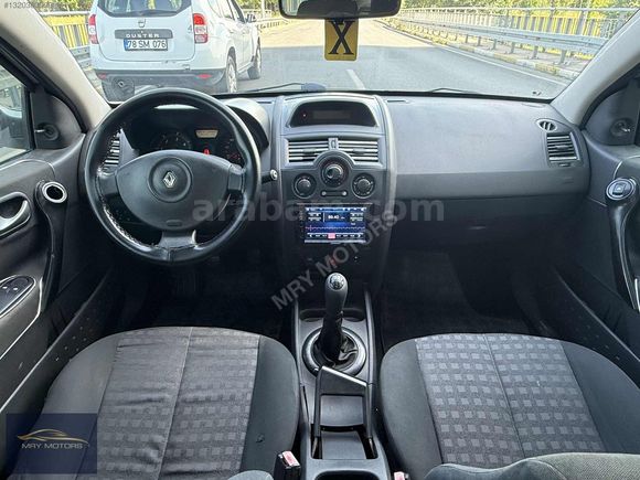 2009 RENAULT MEGANE KREDİ KARTA 12 AY TAKSİT İMKANI