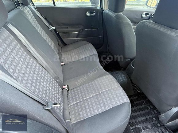 2009 RENAULT MEGANE KREDİ KARTA 12 AY TAKSİT İMKANI