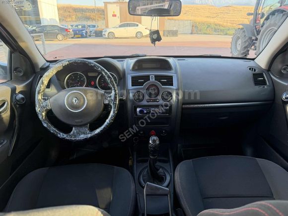 SEM OTOMOTİV'DEN DEĞİŞENSİZ MEGANE!!
