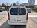 SAHİBİNDEN HATASIZ BOYASIZ 2025 MODEL FATURALI OPEL COMBO