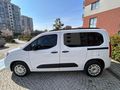 SAHİBİNDEN HATASIZ BOYASIZ 2025 MODEL FATURALI OPEL COMBO
