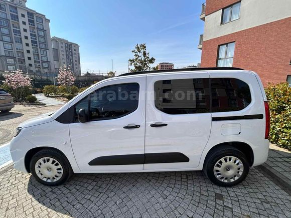 SAHİBİNDEN HATASIZ BOYASIZ 2025 MODEL FATURALI OPEL COMBO