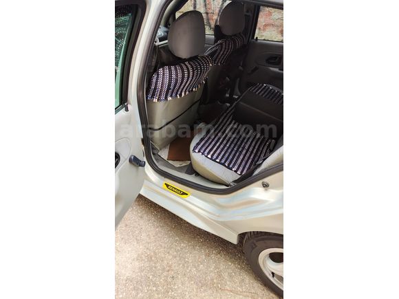 Sahibinden Renault Clio 1.4 Authentique 2003 Model  264.500 km Gri (Gümüş)