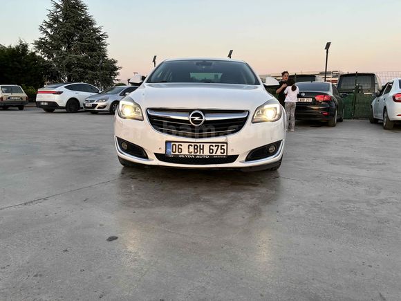 Sahibinden Insignia 1.6 CDTI Cosmo 2015 / 2016 Çıkışlı  
