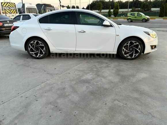 Sahibinden Insignia 1.6 CDTI Cosmo 2015 / 2016 Çıkışlı  
