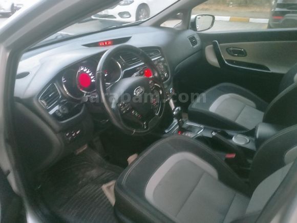Sahibinden Kia Ceed 1.6 CRDi Concept Plus 2013 Model