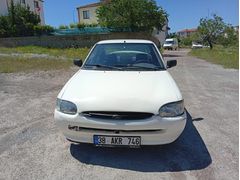 Sahibinden Ford Escort 1.6 CL 1996 Model  800.000 km Beyaz