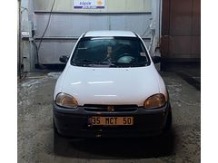 Sıfır motorlu, yeni muayeneli, 93 model Corsa 1.4 Swing 5 Kapı