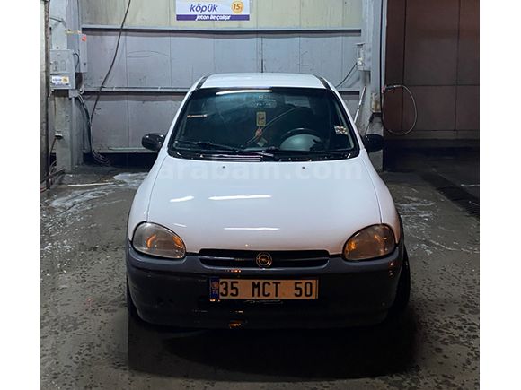 Sıfır motorlu, yeni muayeneli, 93 model Corsa 1.4 Swing 5 Kapı