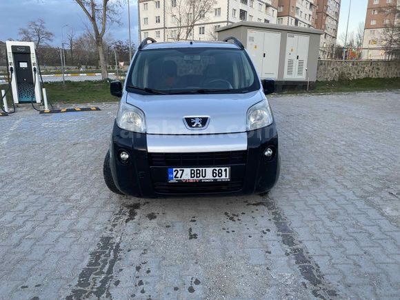 Sahibinden Peugeot Bipper 1.4 HDI Comfort 2011 Model  237.000 km Gri (Gümüş)