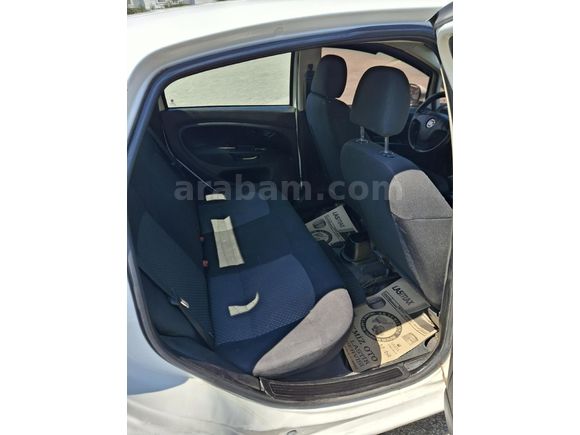 Sahibinden Fiat Linea 1.3 Multijet Pop 2015-motor şanzuman yeni yapılı