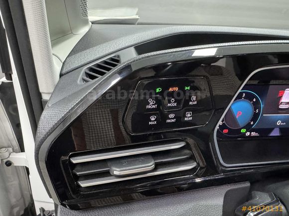 BEYOĞLU MOTORSTAN HATASIZ CAM TAVANLI DÜŞÜK KM OTOMATİK