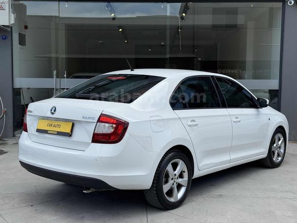 2015 SKODA RAPİD 1.6 CR TDI 185.000KM