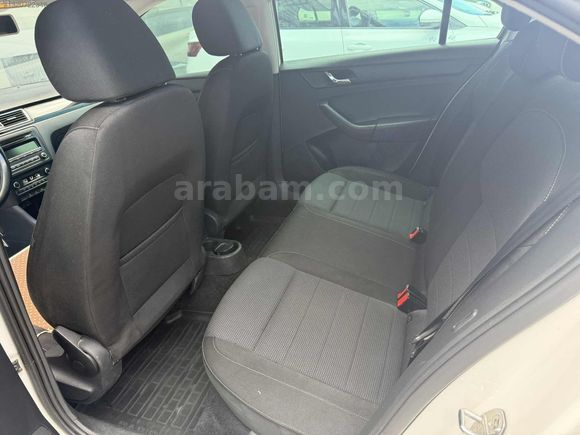 2015 SKODA RAPİD 1.6 CR TDI 185.000KM