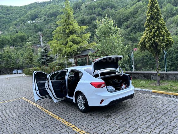 Sahibinden Ford Focus 1.5 TDCi Trend X 2020 Model 