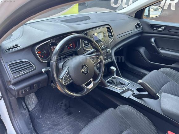 2020 MEGANE 1.5 BLUEDCI TOUCH İLK ELDEN BAYİ ÇIKIŞLI GARANTİLİ
