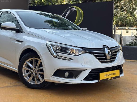 2020 MEGANE 1.5 BLUEDCI TOUCH İLK ELDEN BAYİ ÇIKIŞLI GARANTİLİ
