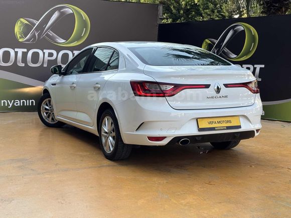 2020 MEGANE 1.5 BLUEDCI TOUCH İLK ELDEN BAYİ ÇIKIŞLI GARANTİLİ