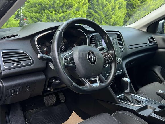FORS OTOMOTİVDEN megan 1.5 blue DCI Touch paket