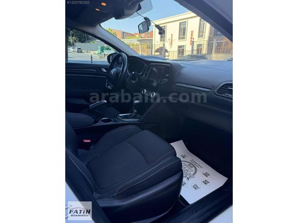 2020 MODEL RENOULT MEGANE 1.5 DCİ OTOMATİK TOUCH PAKET EMSALSİZ