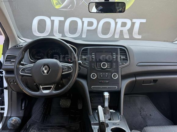 2020 RENAULT MEGANE 1,5 TAÇ FULL SERVİS BAKIMLI KREDİ İMK