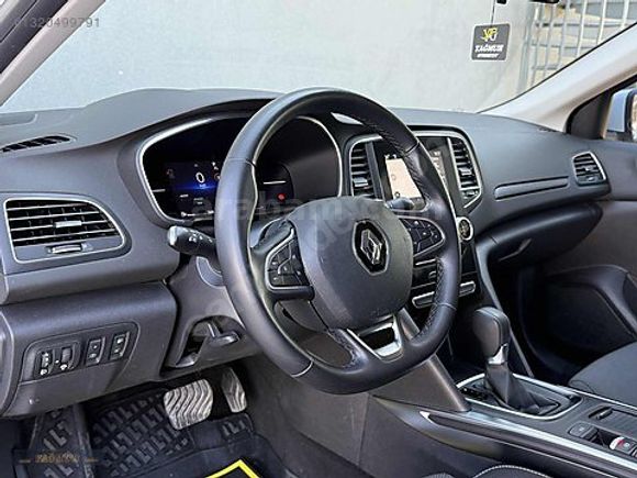 2025 ÇIKIŞLI RENAULT MEGANE 1.5 BLUE DCİ TOUCH
