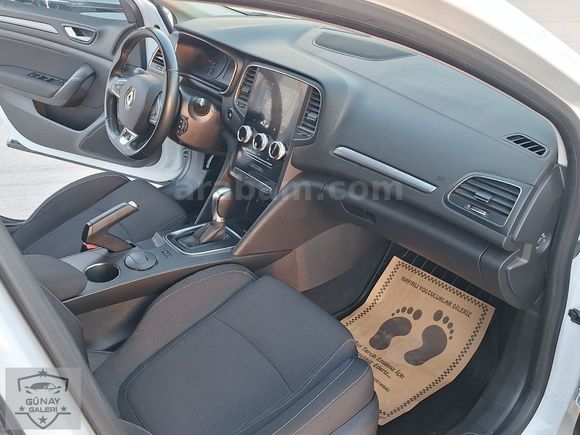 2 PARÇA BOYALI YENİ MAKYAJLI KASA ÇİZİKSİZ CAM GİBİ MEGANE
