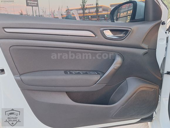 2 PARÇA BOYALI YENİ MAKYAJLI KASA ÇİZİKSİZ CAM GİBİ MEGANE